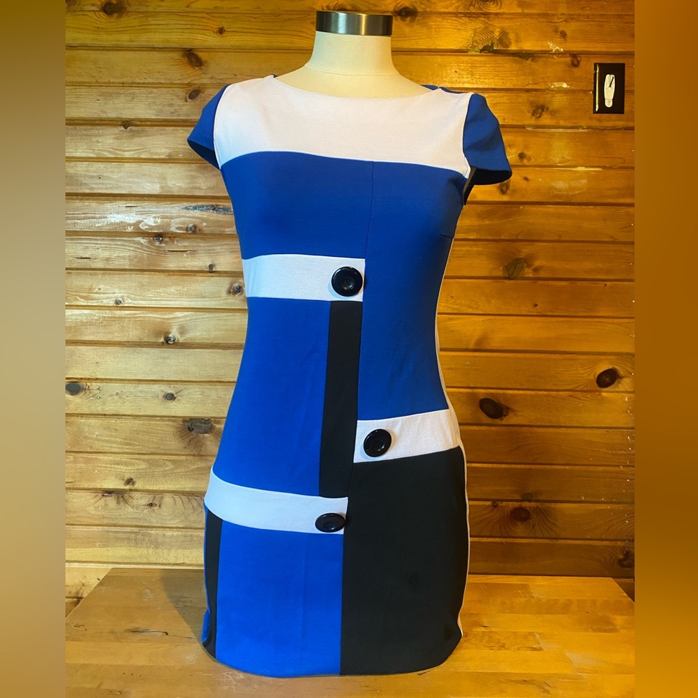 Blue Island Blue and White Sheath Dress Cap Sleeve